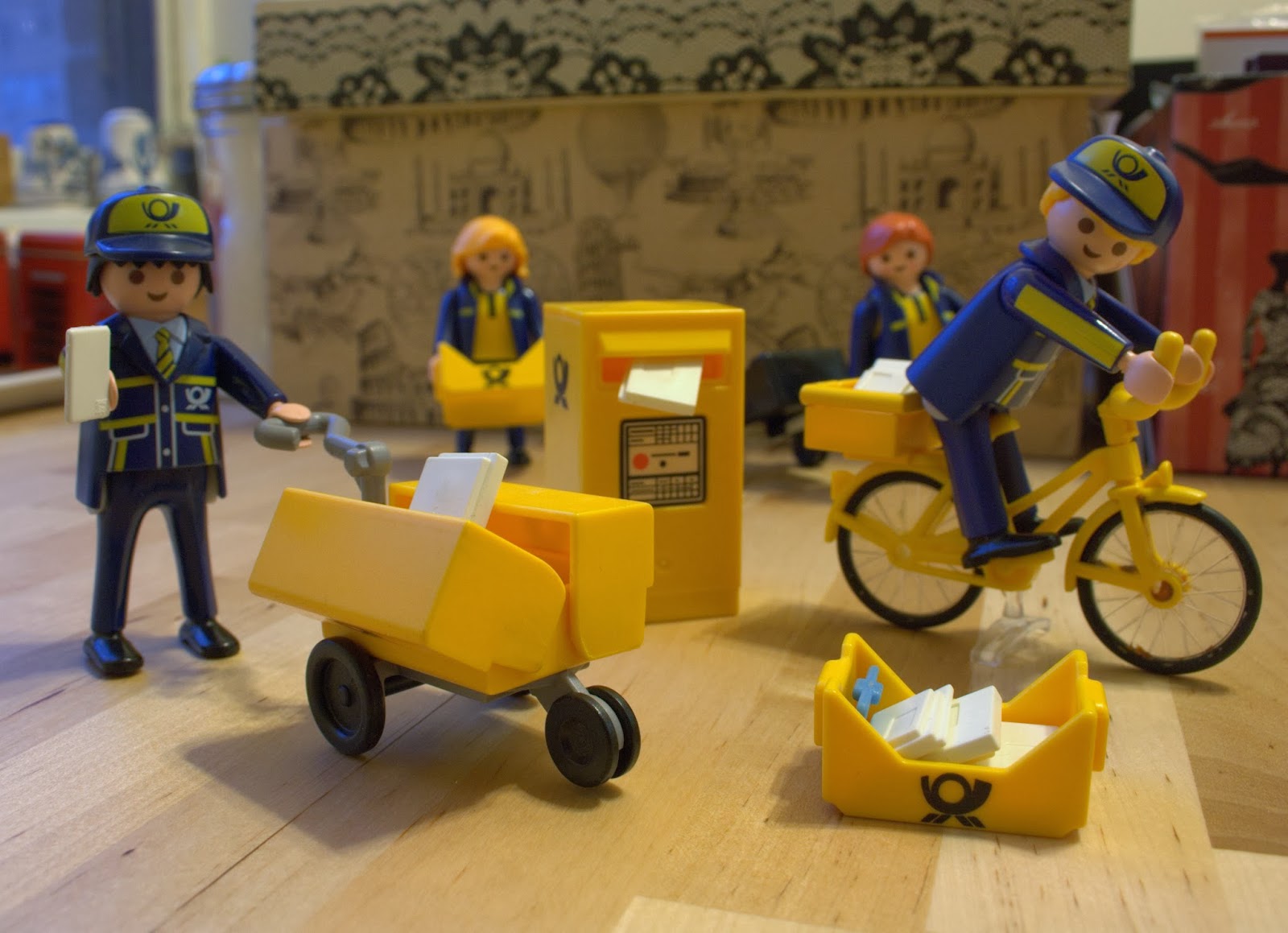 Hello Mr. Postman Playmobil Mail Carriers
