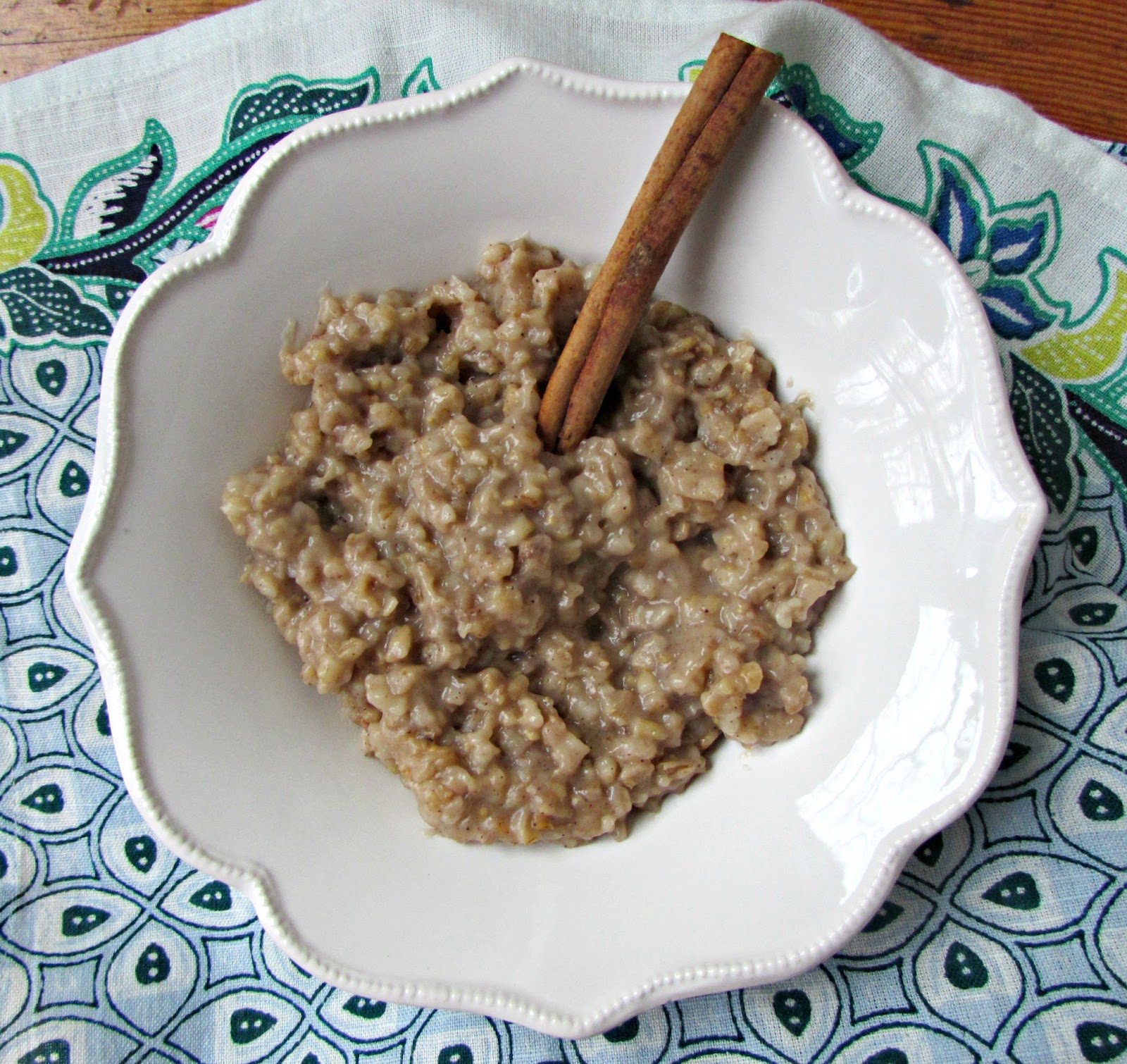 Chicago Jogger: Chai Slow Cooker Steel Cut Oats + Weekly Workouts