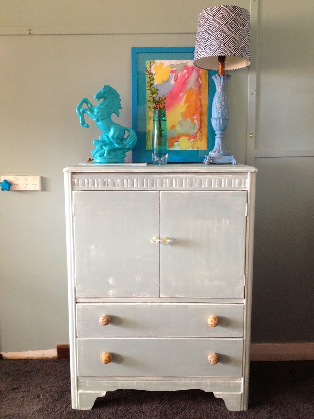 hamptons tallboy