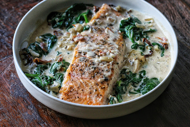 Creamy Tuscan Salmon with Sundried Tomatoes and Spinach