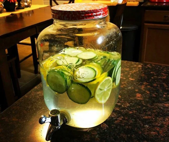 lemon cucumber ginger water