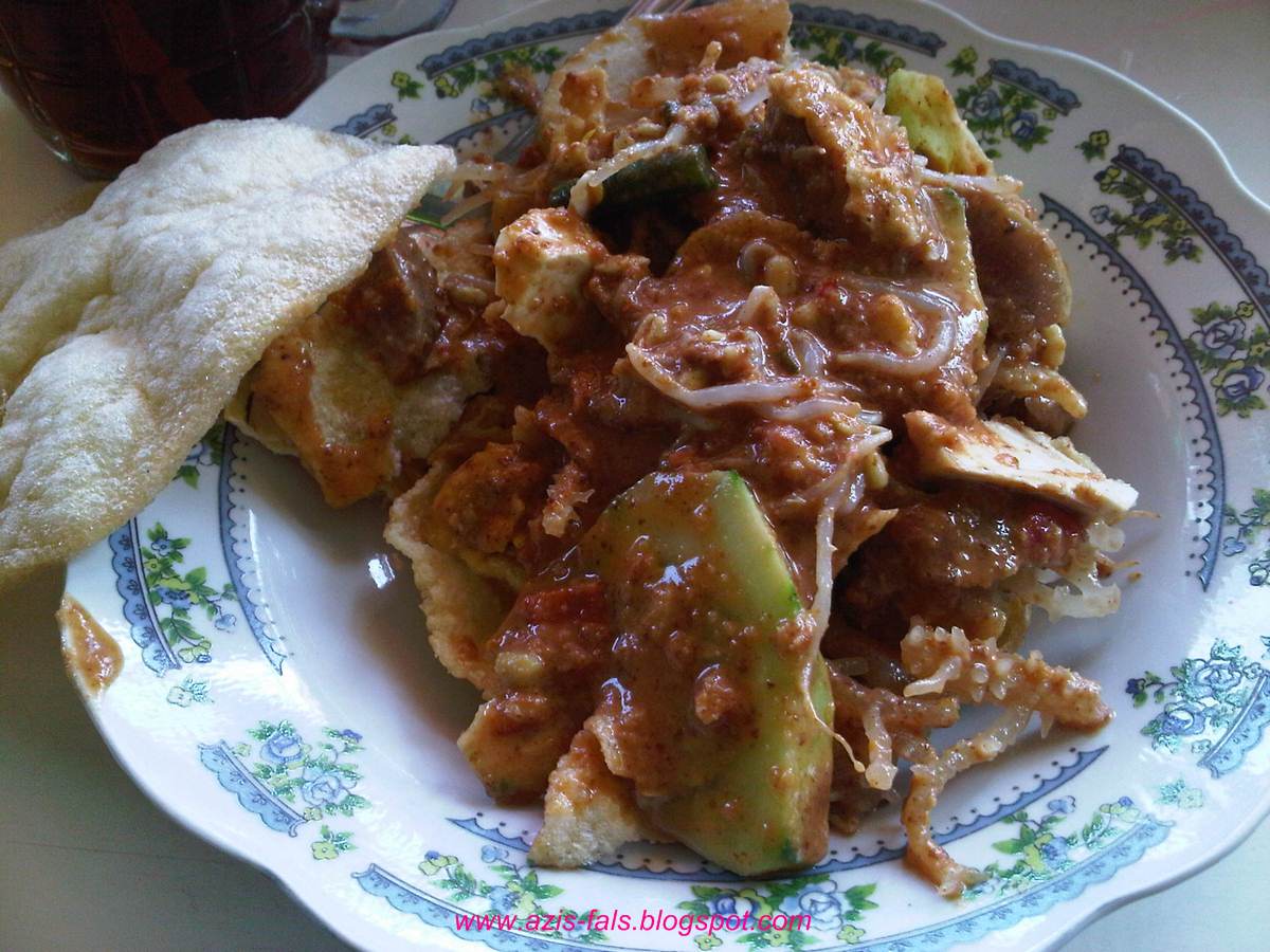 Rujak Cingur Pamekasan Azis Fals