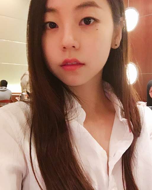 sohee greets fans with her photos from new york sohee greets fans with her photos from new york
