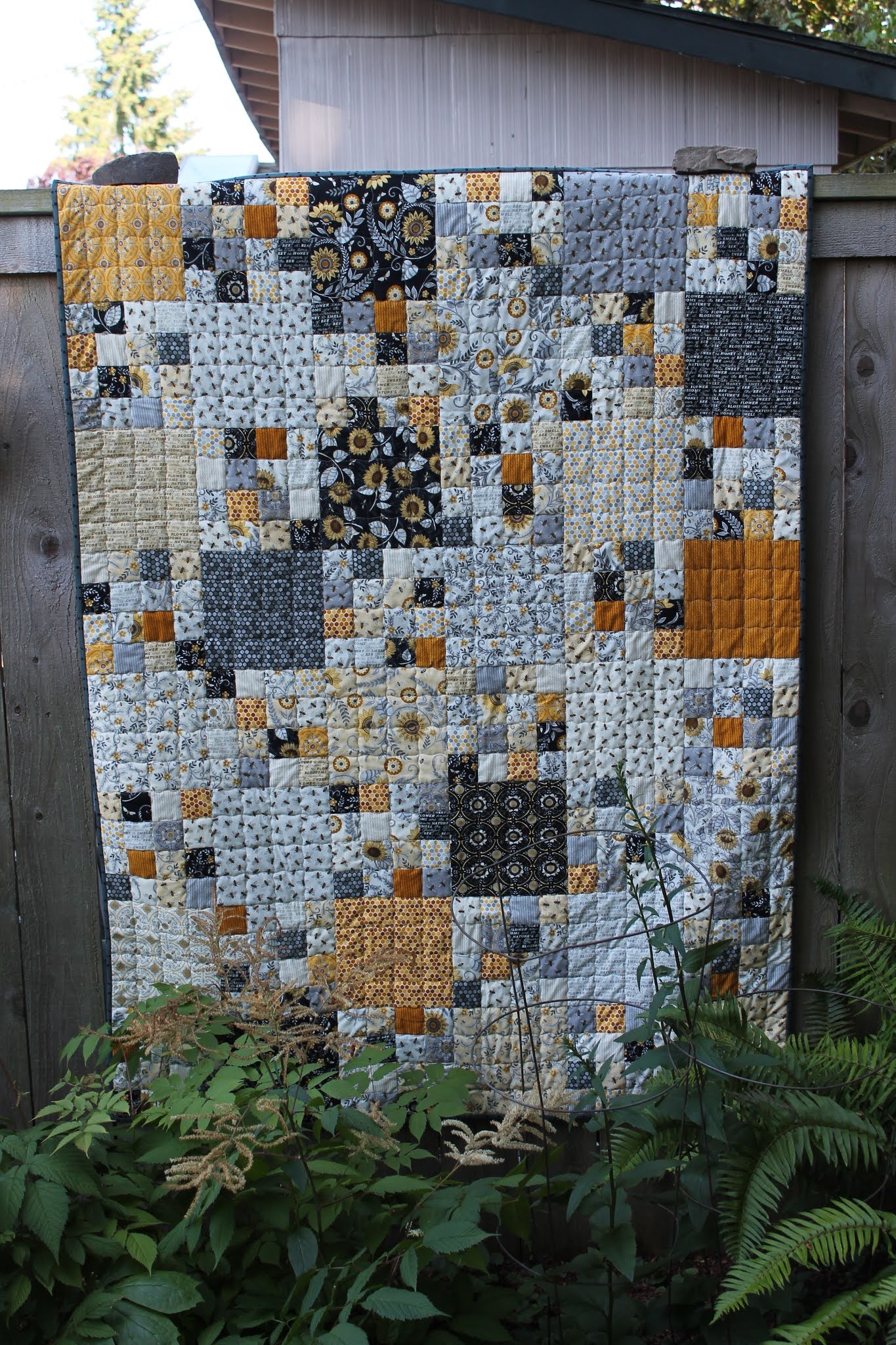 Quilting is more fun than Housework... Mini Cakes Mint Quilt