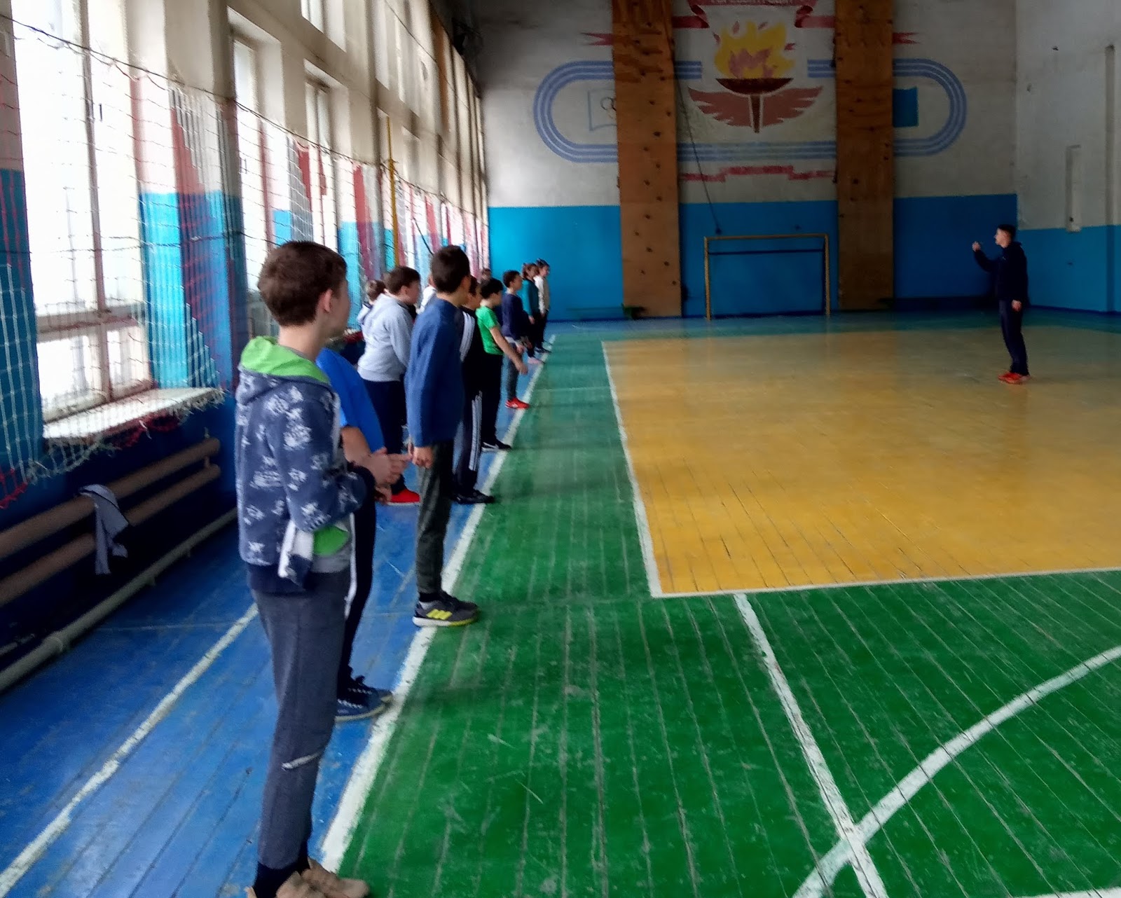 гимназия торез 2007. гимназия города тореза. торезская гимназия. гимназия торез. моу гимназия г тореза.