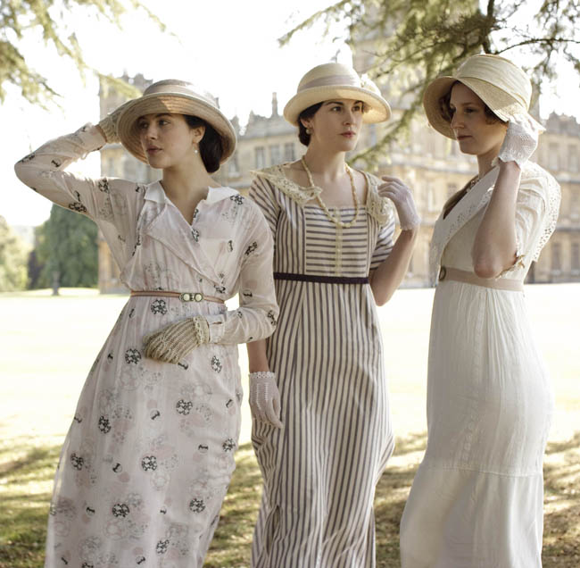 Stylish Distractions: Downton Abbey Style