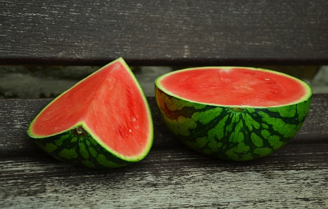 Can Dogs Eat Watermelon? Is Watermelon Safe For Dogs?