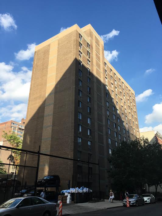 EV Grieve Permits filed to demolish Mount Sinai's 13th Street residential building
