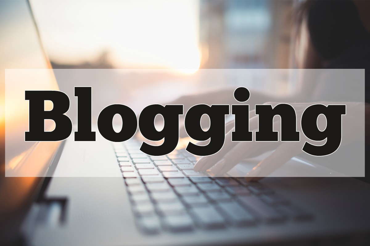 ब्लॉगिंग काय आहे? संपूर्ण ब्लॉगिंग करुन माहिती  पैसे कसे कमवायचे शिका