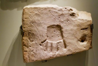 Burial-inscription-from-Khirbet-el-Quom.