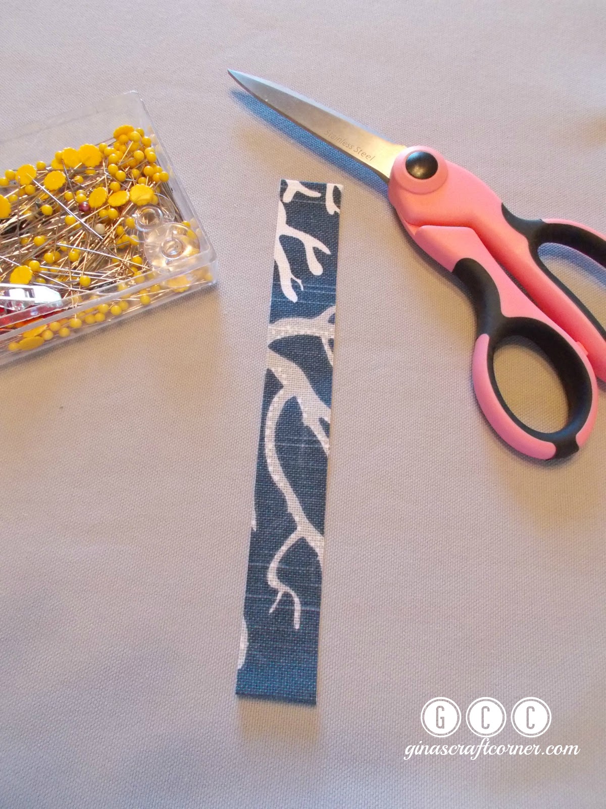 Easy Fabric Zipper Pull Tutorial
