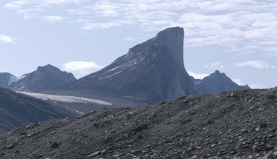 Garangnya Gunung Thor, Gunung Vertikal Tertinggi Di Dunia