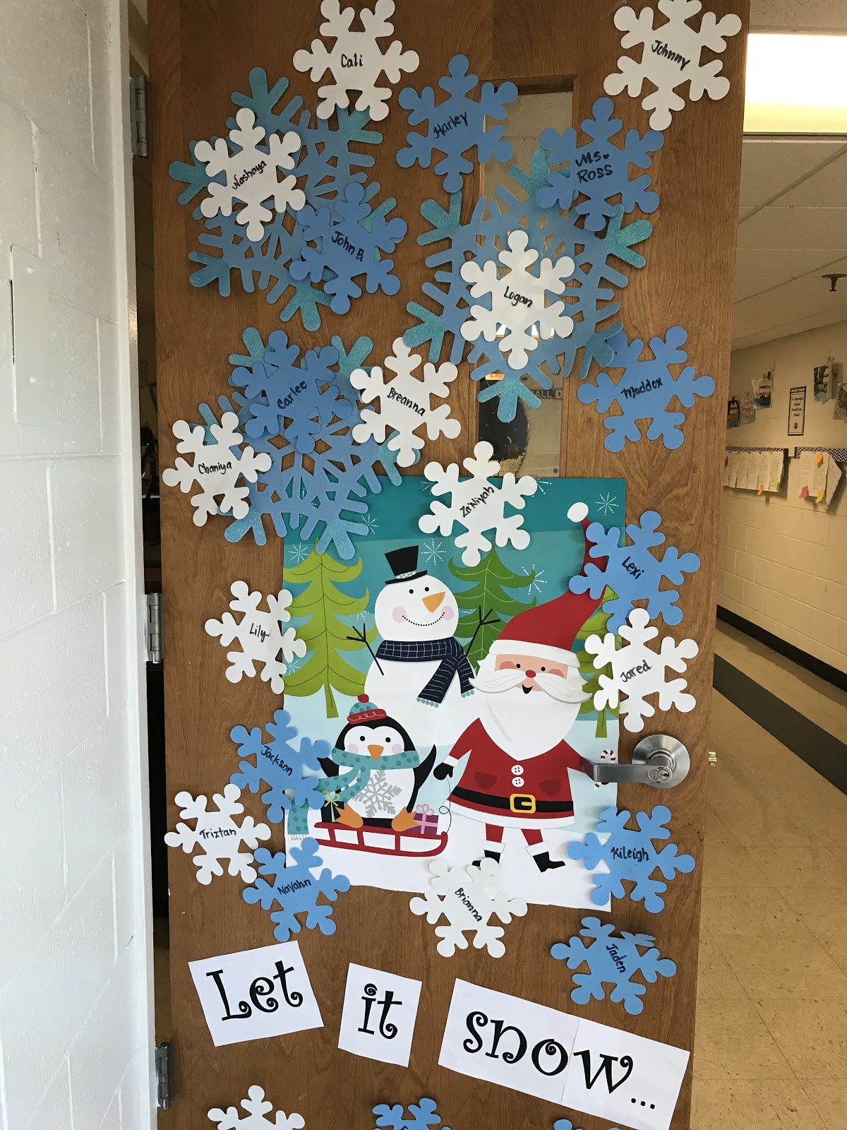 Elements of the Art Room: Decking the Halls!