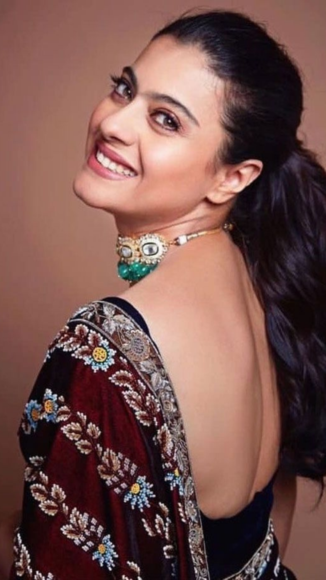 Bollywood Actress Hot HD Wallpapers for Mobile 1080x1920 Resolution