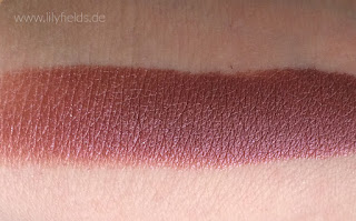 Swatch Kiko Water Eyeshadow 203 Burgundy