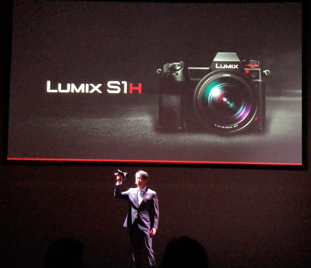 LUMIX S1H