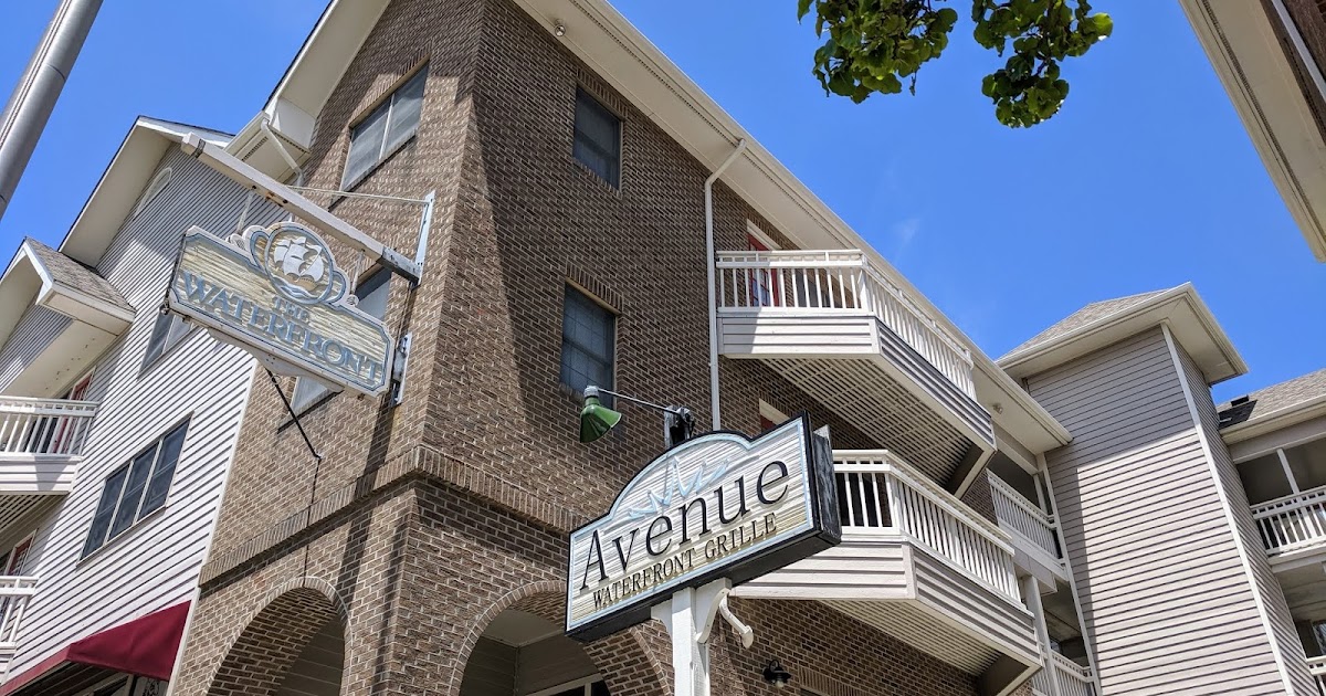 Rick's Picks Avenue Waterfront Grill, Manteo NC