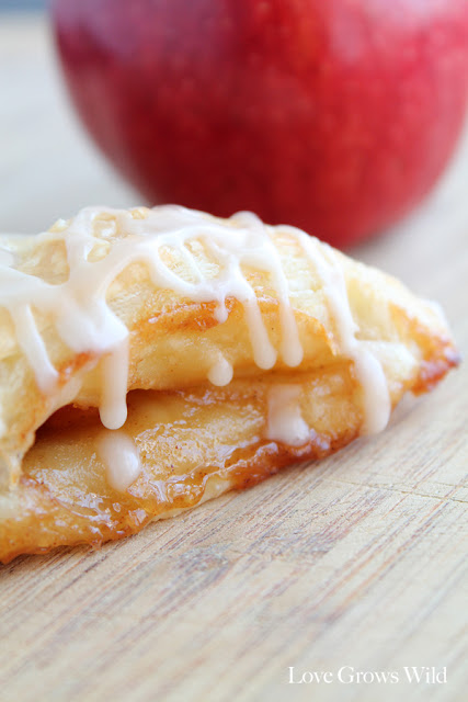 Apple Turnovers with Vanilla Glaze - the perfect breakfast pastry! #recipe
