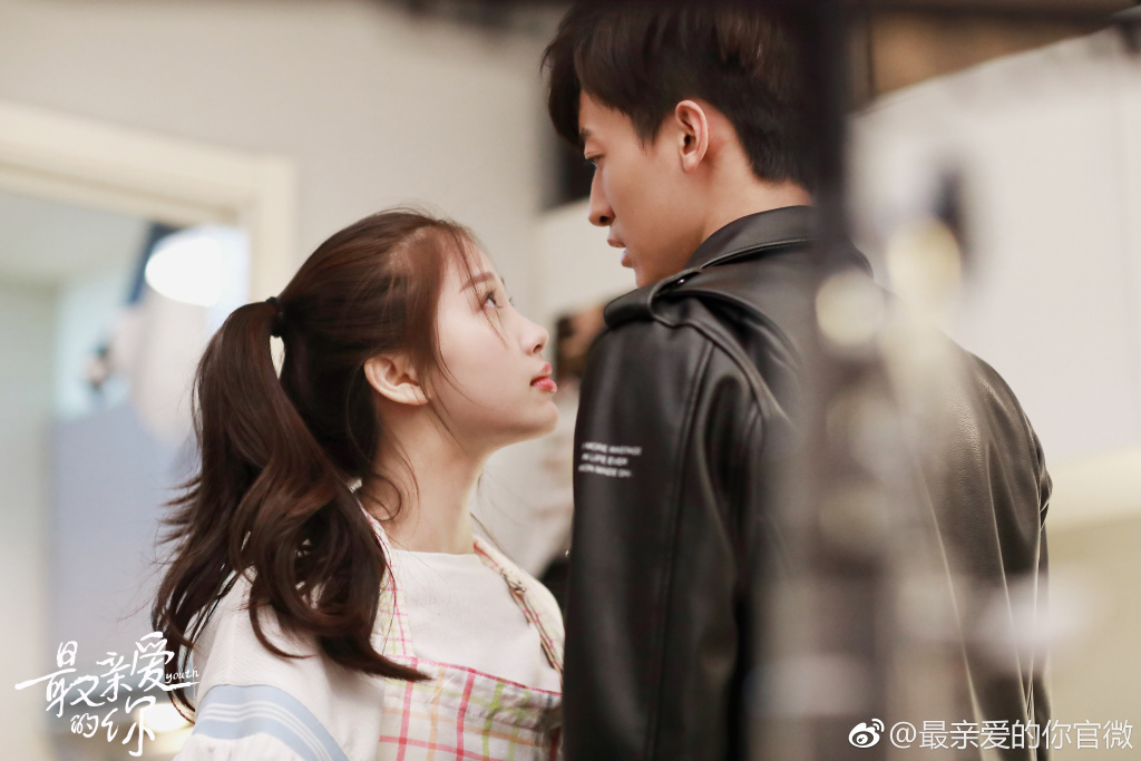 Zhao Zhiwei Denies Past Rumors With Esther Yu, Says He 'Didn't Date