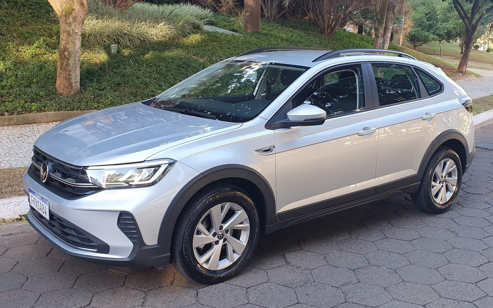 Volkswagen Nivus Comfortline impressões ao dirigir vídeo