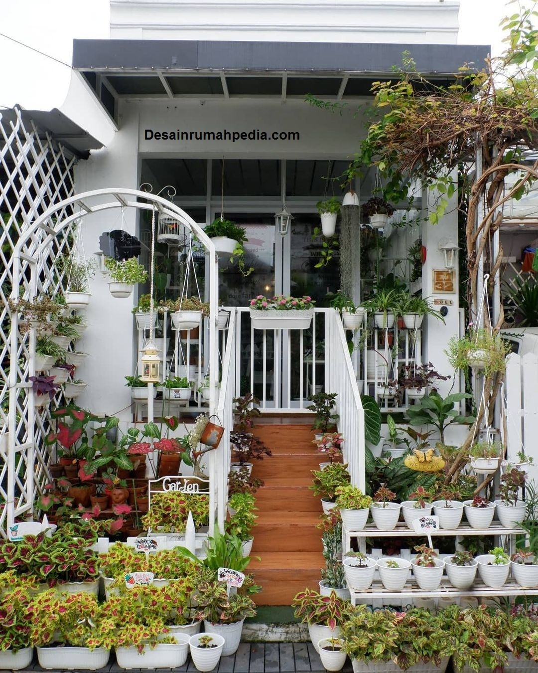 Desain Terbaru, Cara Membuat Taman Kecil Di Depan Rumah