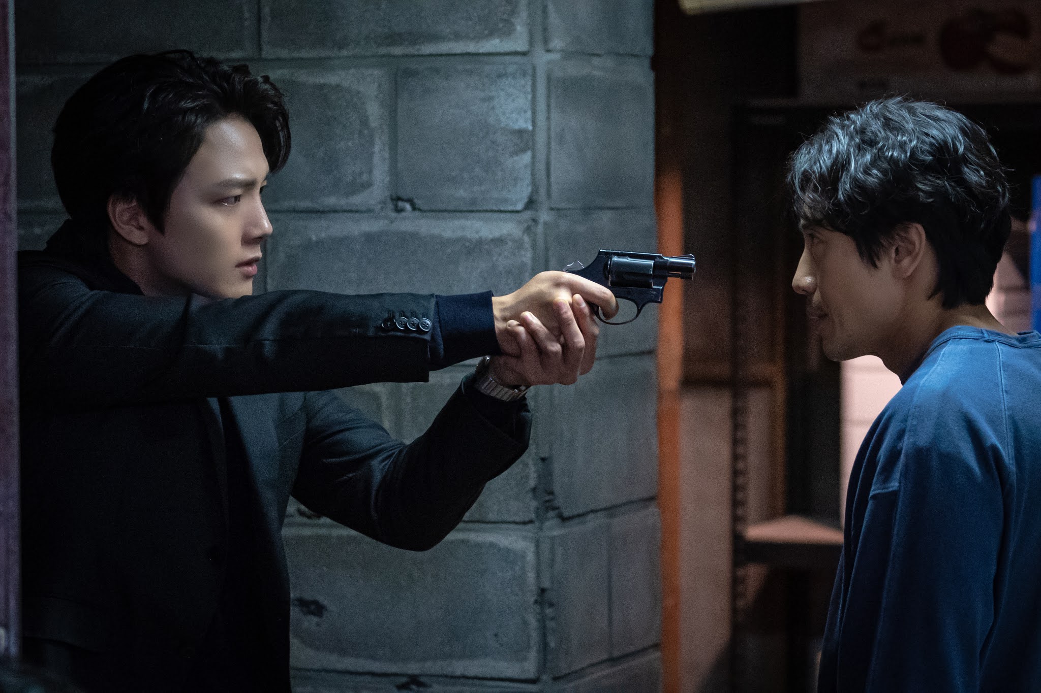 дорама монстр 2021 ли дон сик. Beyond evil дорама 2021. ё чжин гу монстр. фрик сериал корея. дорама монстр 2021.