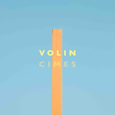 Volin présente Cimes, un album riche en émotions planantes.