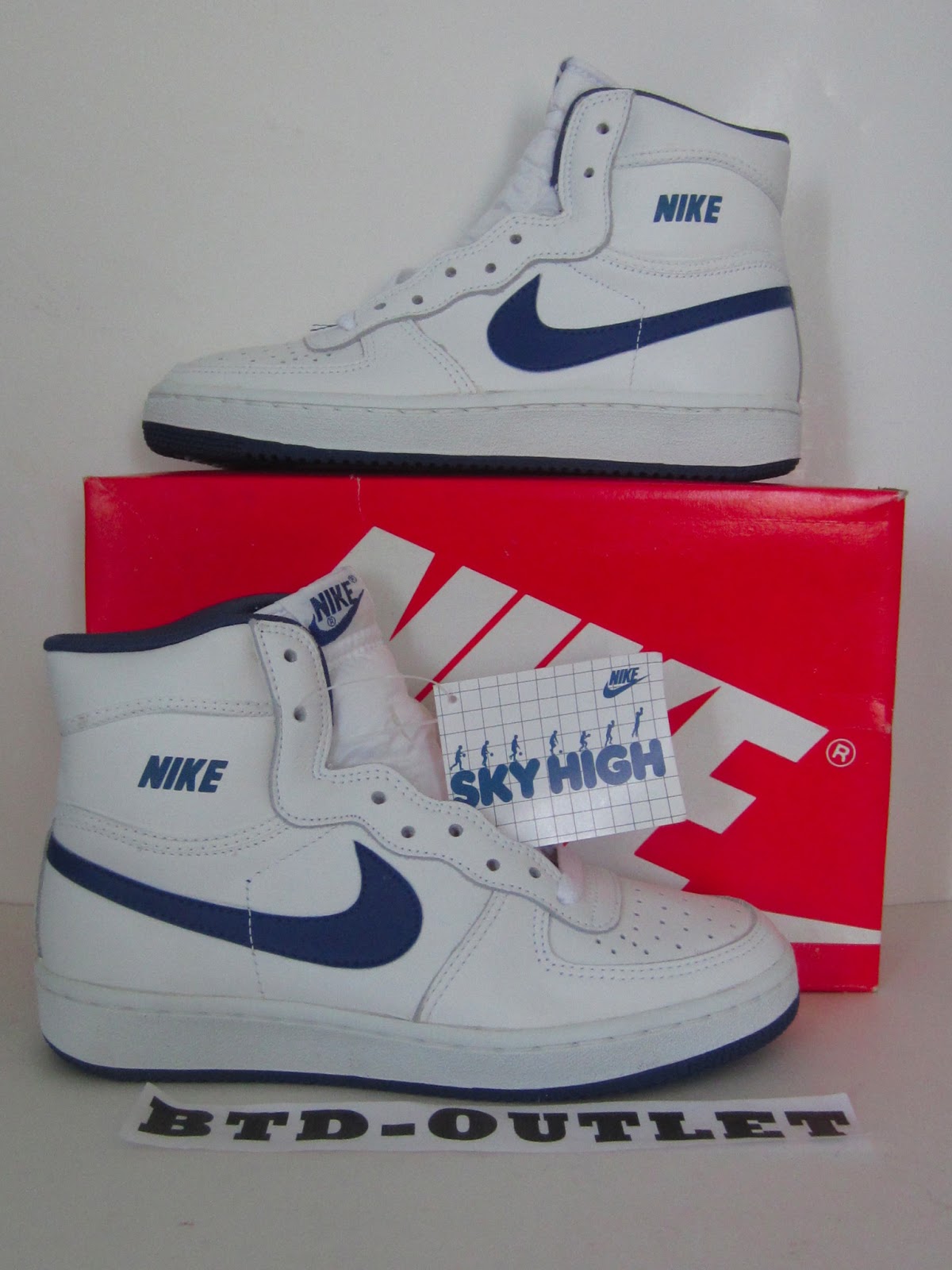 stan smith pride trainers