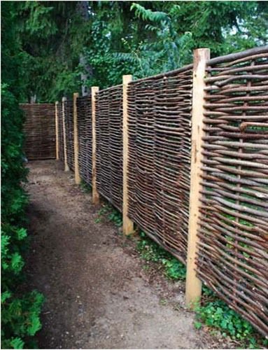 11 INTERESTING DIY FENCE IDEAS FOR YOUR BACKYARD | Do it yourself ideas