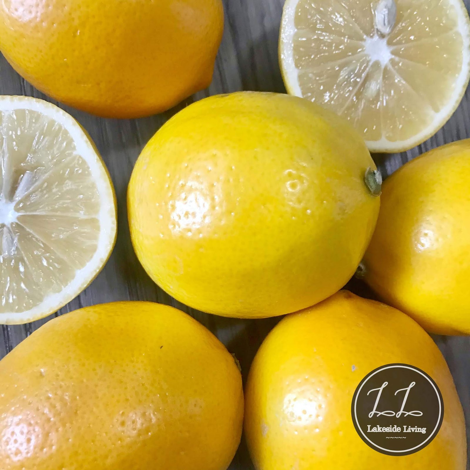 Take a Trip to France with Perfect Parisienne Lemon Crepes