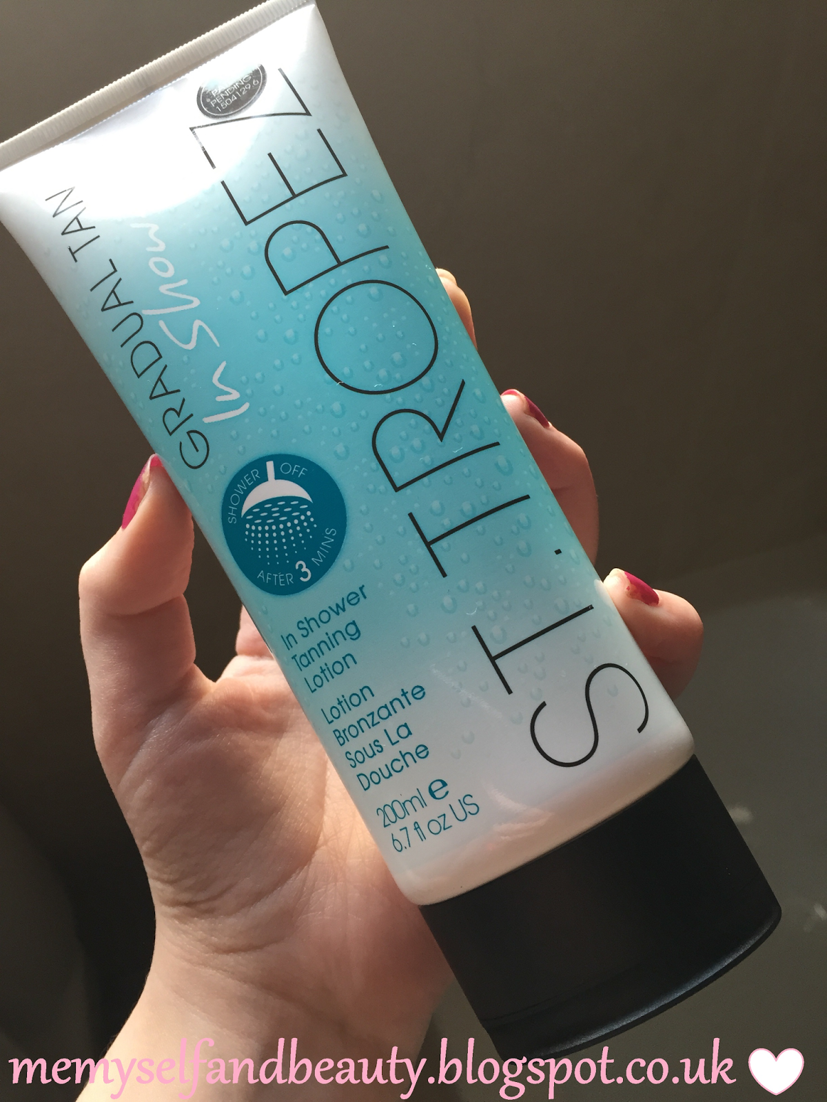 Me, Myself and Beauty REVIEW St Tropez Gradual Tan In Shower Lotion