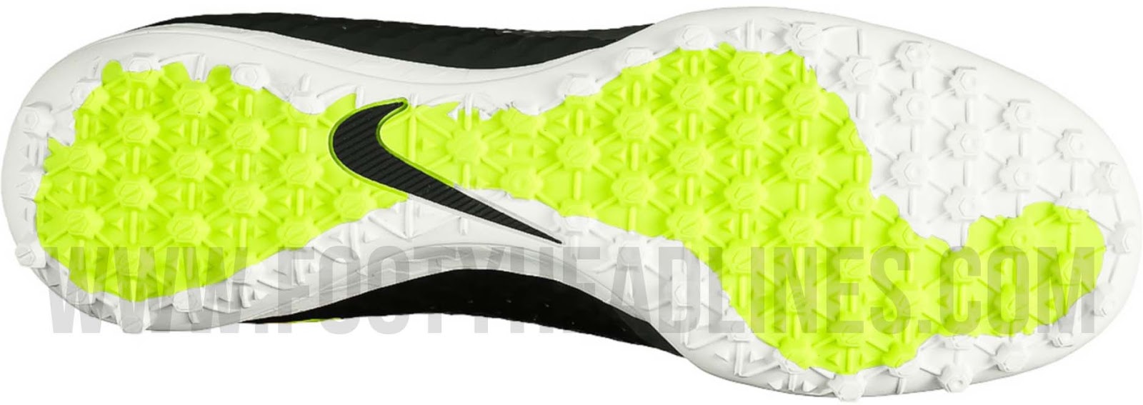 Nike Elastico III Next-Generation Boot - Headlines