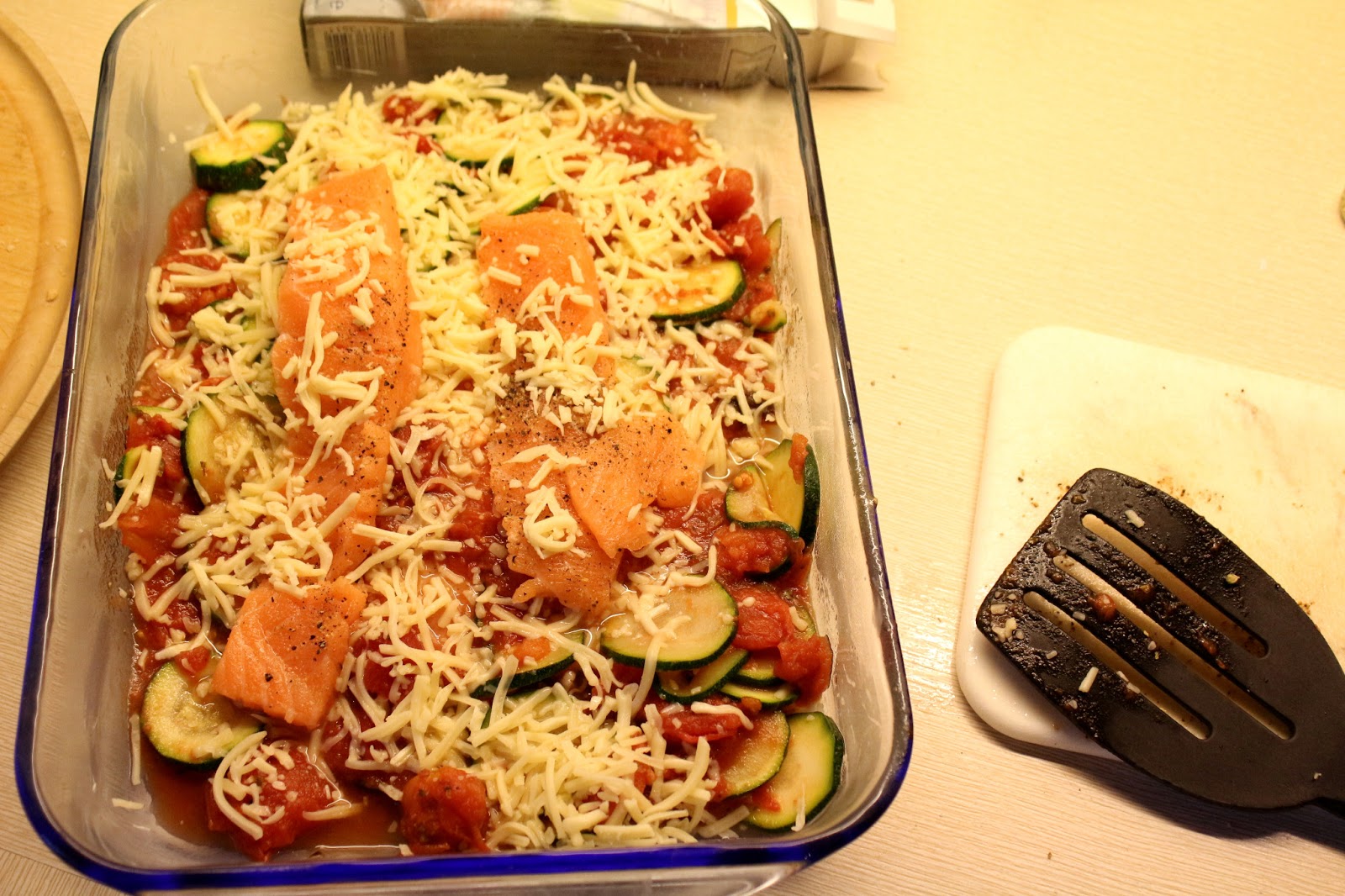 Lebenslieben: Low Carb: Lachs mit Zucchini und Tomaten