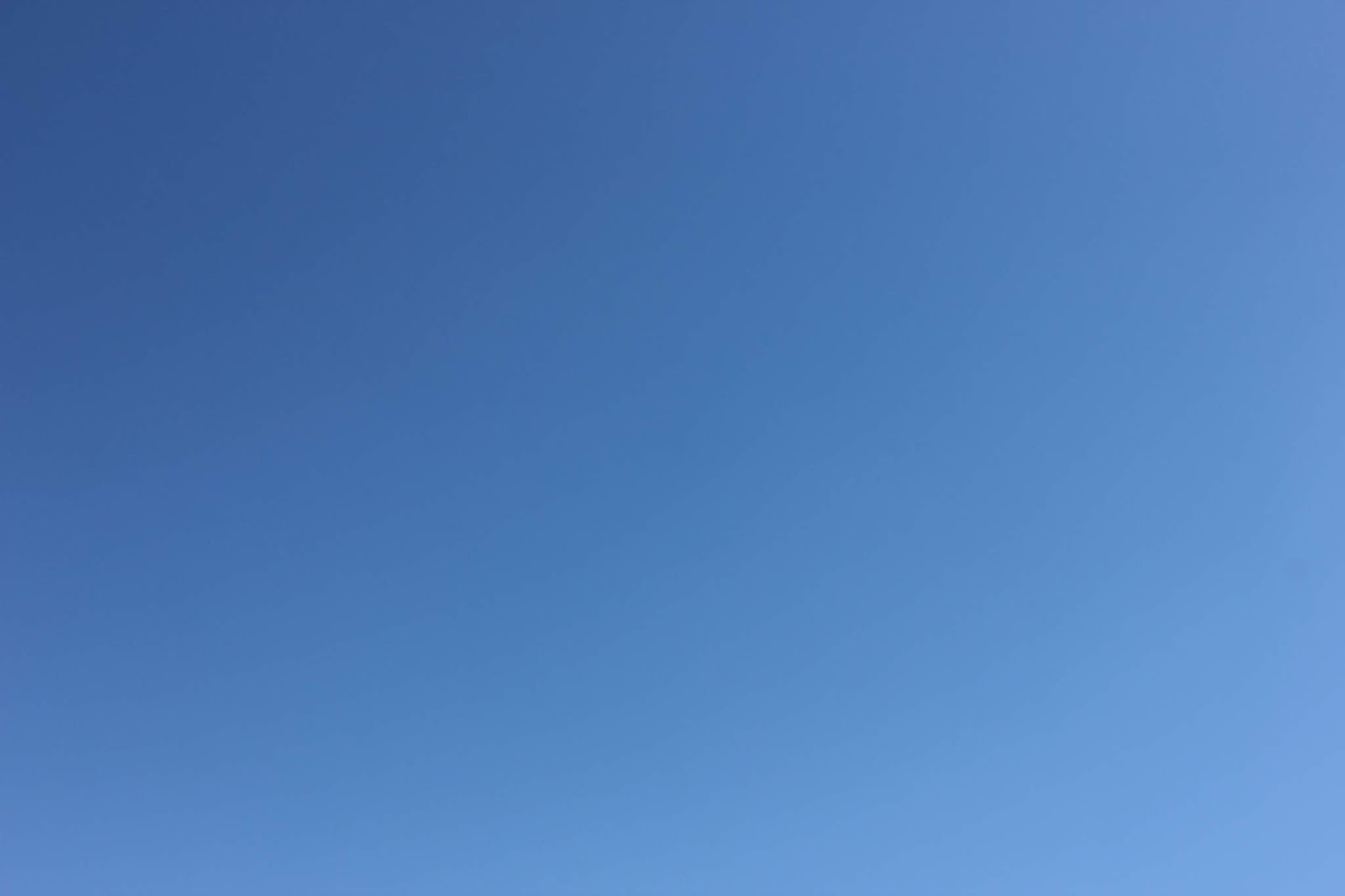 sky-porn: Three Thousand Two Hundred and Sixty Eight