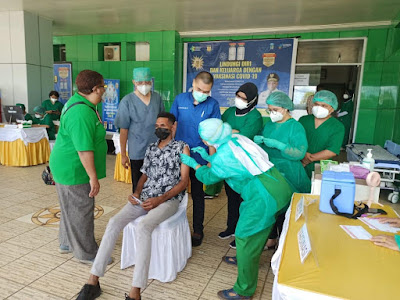 16 Pejabat dan Tokoh di Papua disuntik Vaksin COVID-19