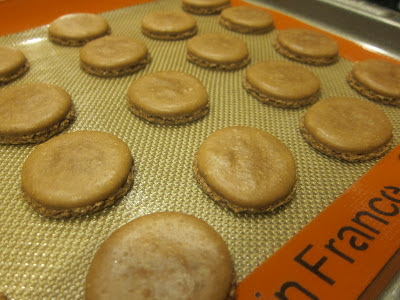 Simply Delicious : French Macarons