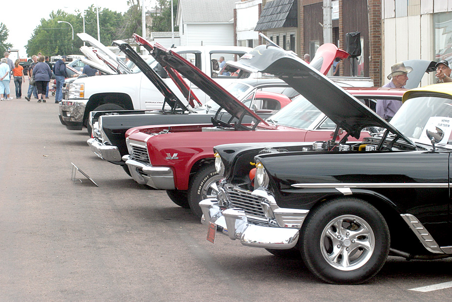 Hutchinson Herald, Menno, South Dakota September 18, 2013 Menno Car Show