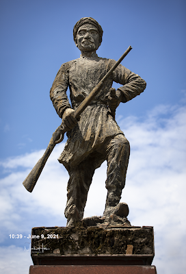 [Image: phan-dinh-phung-1.png]