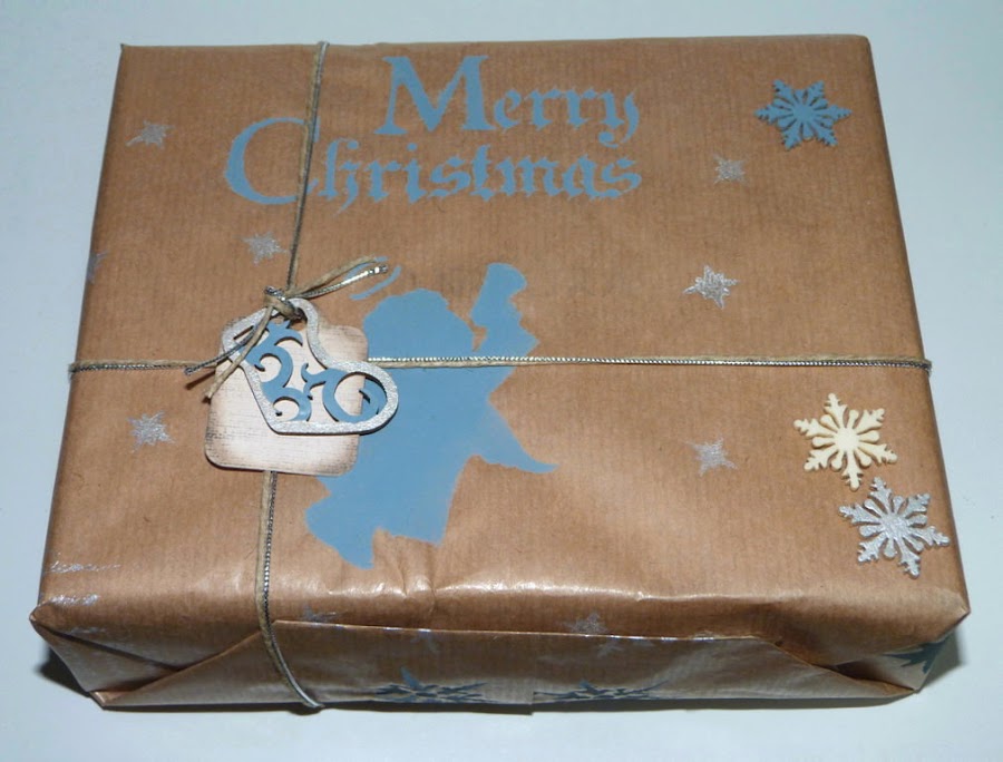empaquetado-navideño-papel-kraft