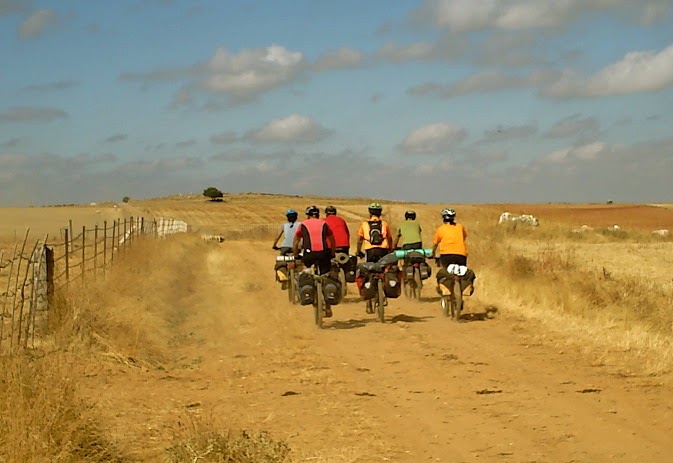 TORNAR A CARRERADES