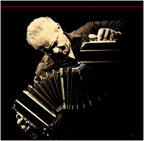 ASTOR PIAZZOLLA.
