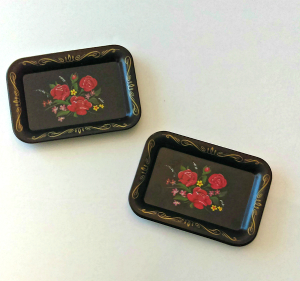 Vintage tole trays