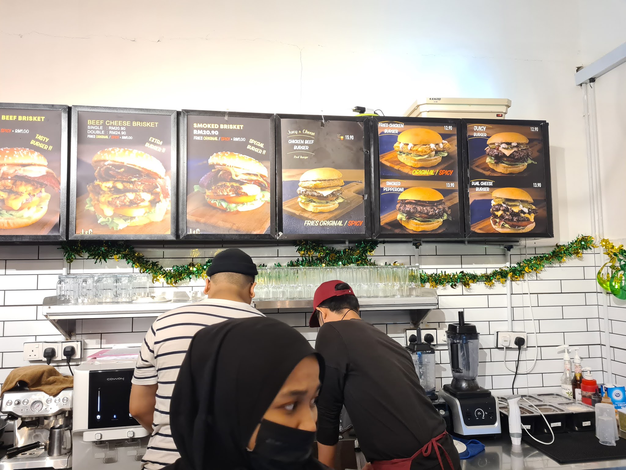 WANDERLUST DJ J&C Juicy & Cheese, Bandar Baru Bangi