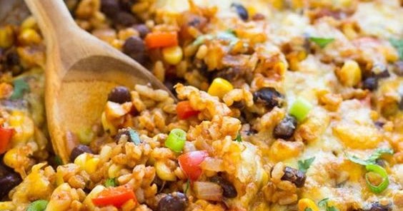One Skillet Mexican Rice Casserole - mamarecipes