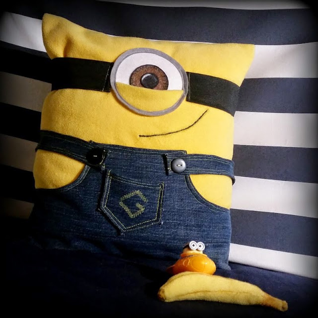 Minion character pillow, diy poduszka, minionki, polar