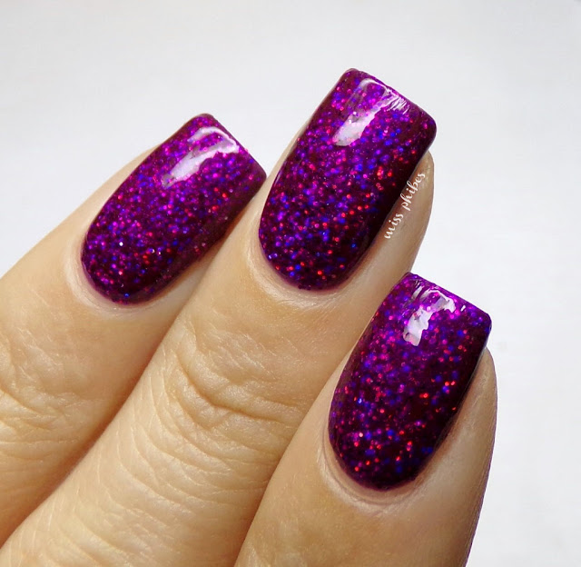 Esmaltes da Kelly Maleficent