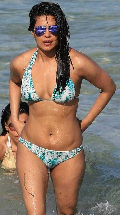 Priyanka chopra hot sexy wallpaper Priyanka chopra hot sexy wallpaper