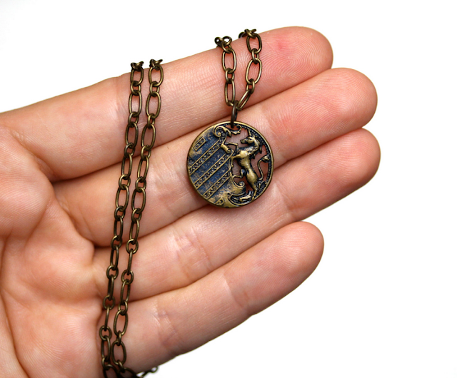 Late 1800s Unicorn Button Necklace #1800s #jewelry #unicorn