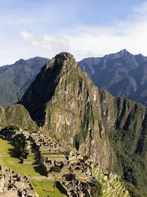 Image of Machu Picchu viewed from a distance