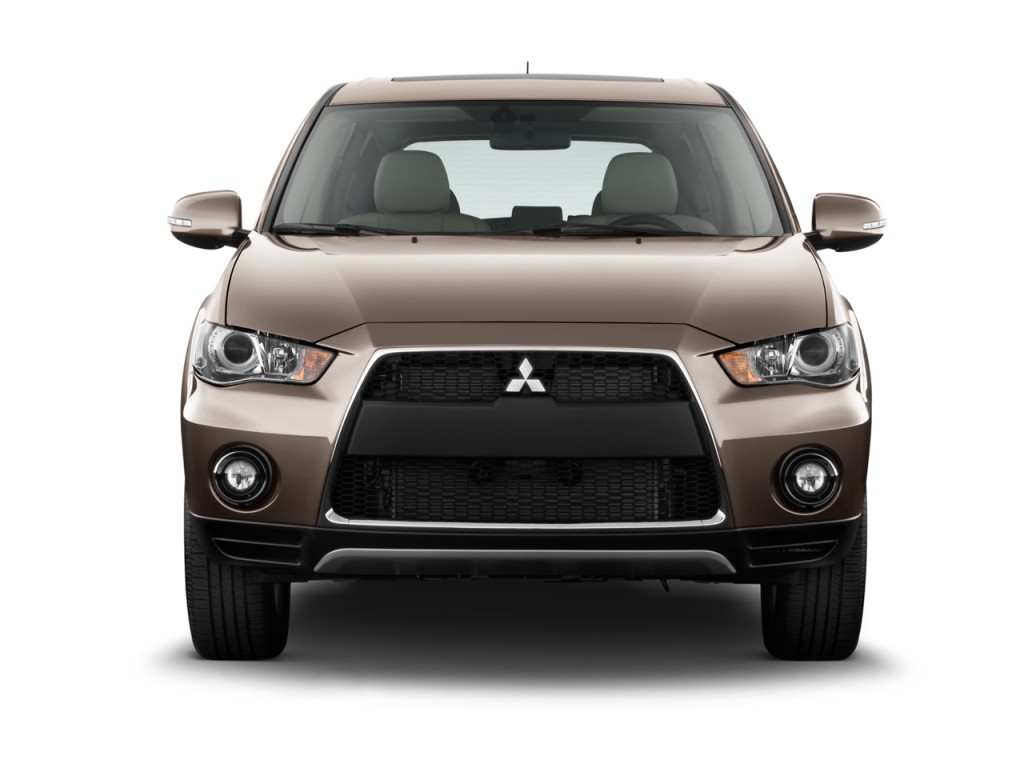 2012 Mitsubishi Outlander Tires